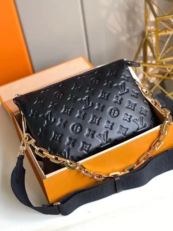 AAA Replica Ru VUITTON COUSSIN LOUIS PM 0528